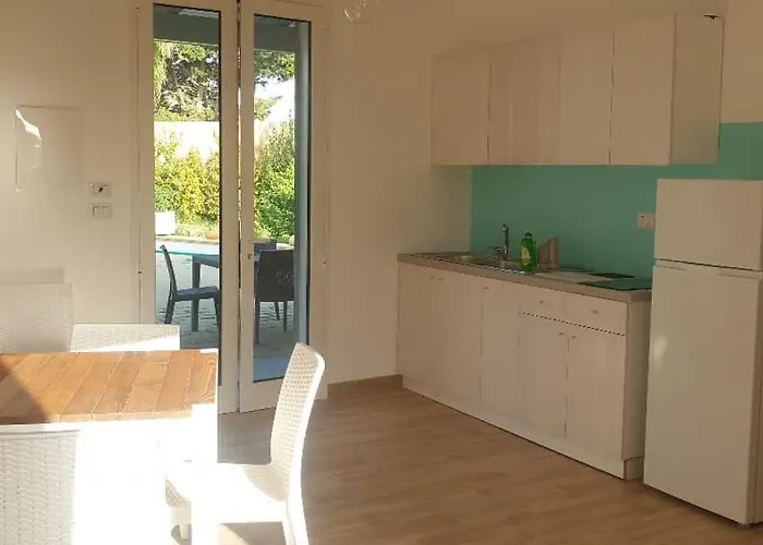 Molto Benissimo * אוטרנטו